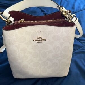 Coach Signature Bucket Crossbody Bag